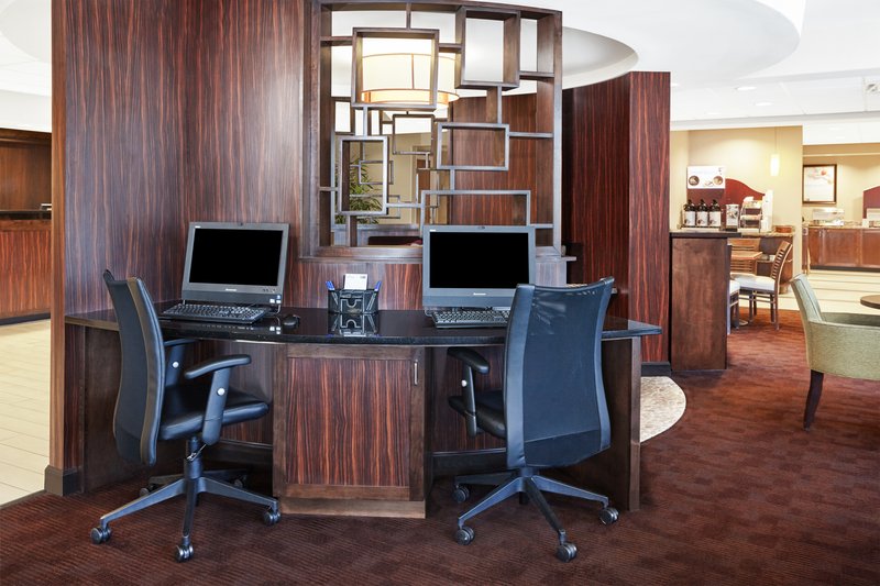 Holiday Inn Express-Hampton - Hampton, VA