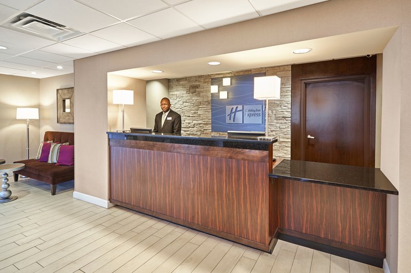 Holiday Inn Express-Hampton - Hampton, VA