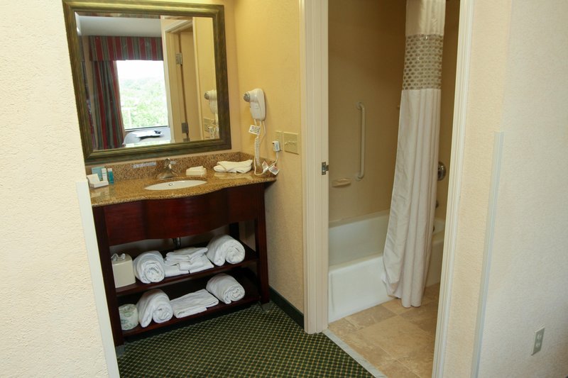 Hampton Inn Clinton - Clinton, MO