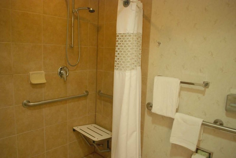 Hampton Inn Dulles/Cascades - Sterling, VA