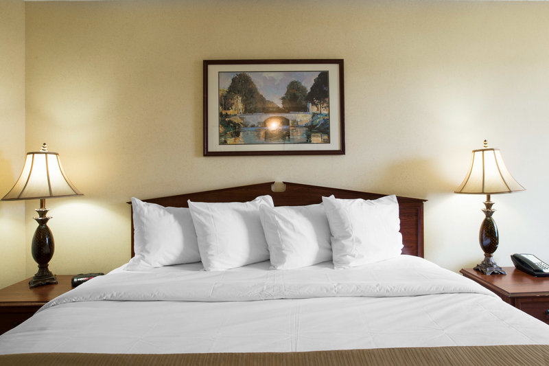 Quality Inn - Bessemer, AL