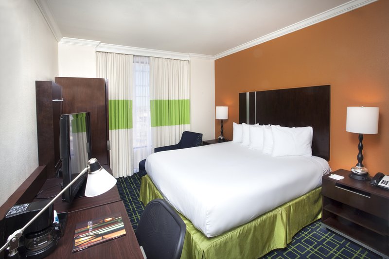 Royal St. Charles Hotel 2 Reviews 135 St Charles Ave, New Orleans