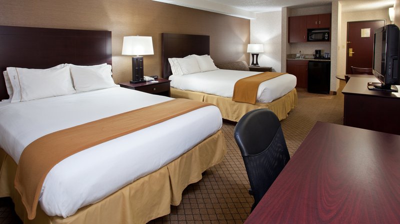 Holiday Inn Express GROVE CITY (OUTLET CENTER) - Mercer, PA