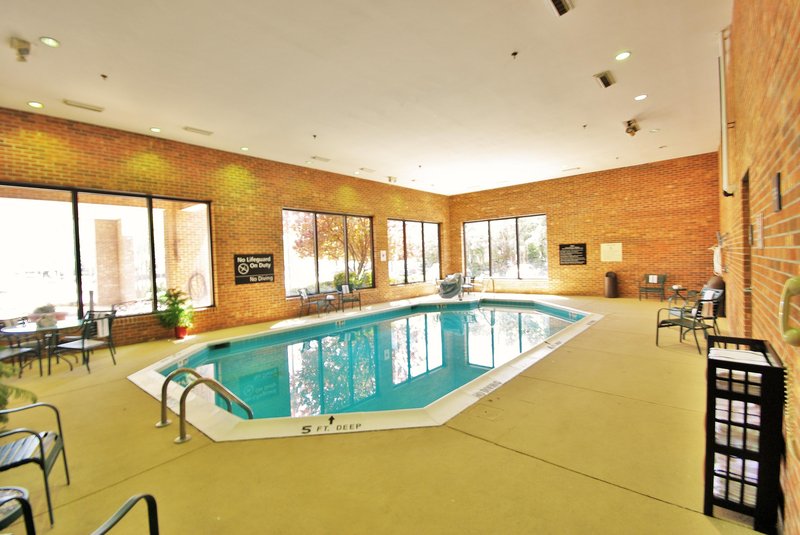 Hampton Inn-Norfolk/Naval Base - Norfolk, VA
