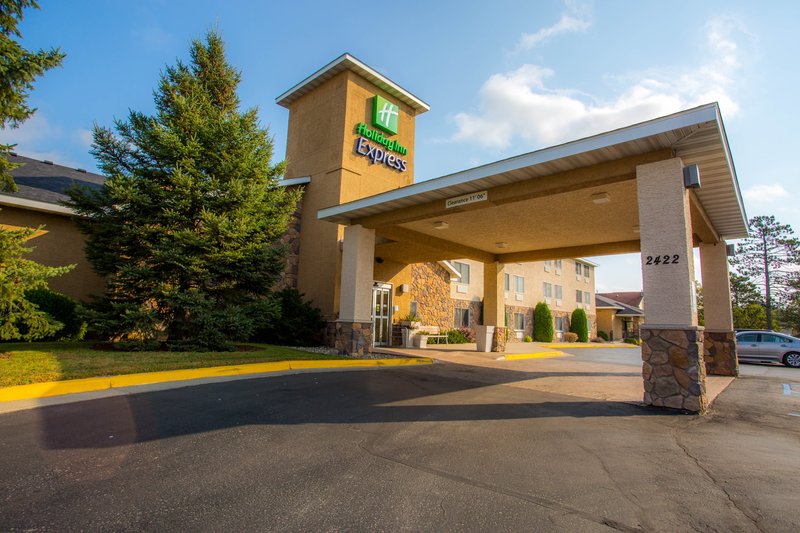 Holiday Inn Express - Bemidji, MN