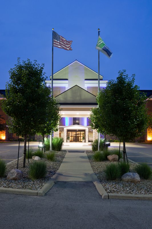 Holiday Inn Express CEDAR RAPIDS (COLLINS RD) - Cedar Rapids, IA