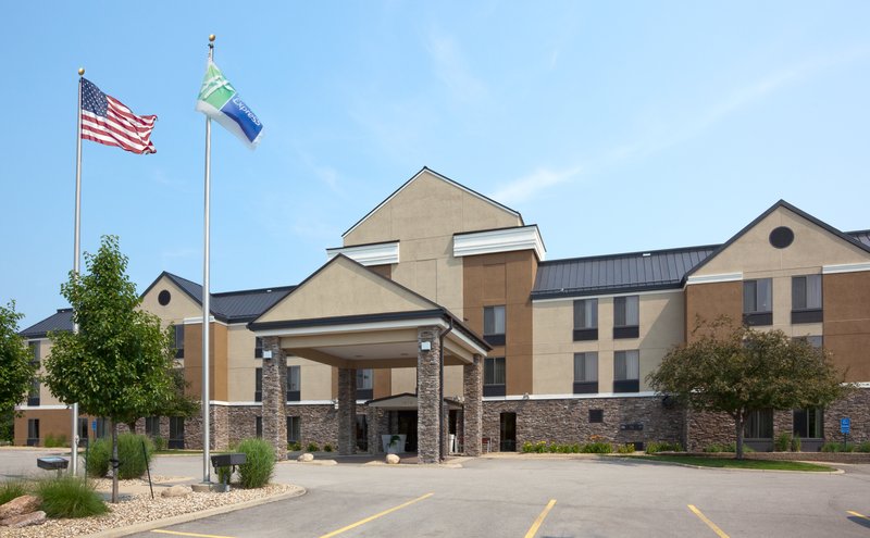 Holiday Inn Express CEDAR RAPIDS (COLLINS RD) - Cedar Rapids, IA