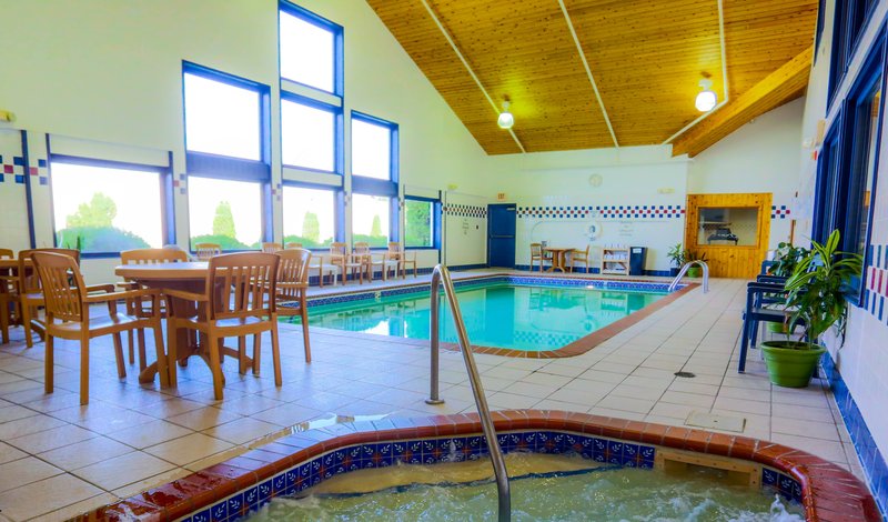 Holiday Inn Express - Bemidji, MN