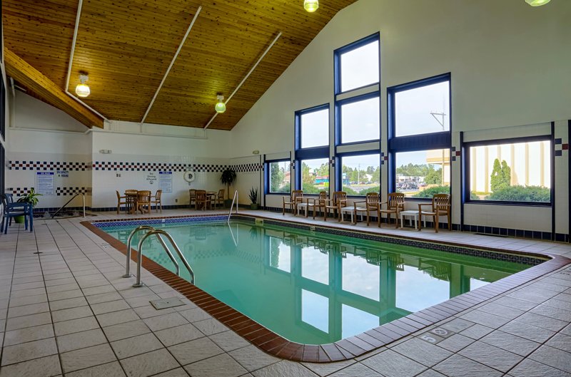 Holiday Inn Express - Bemidji, MN