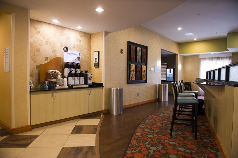 Holiday Inn Express & Suites ATLANTA EAST - LITHONIA - Dunwoody, GA