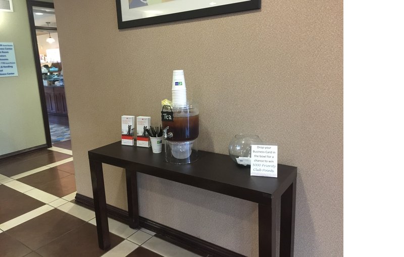 Holiday Inn Express LE ROY - BLOOMINGTON AREA - Monrovia, IN