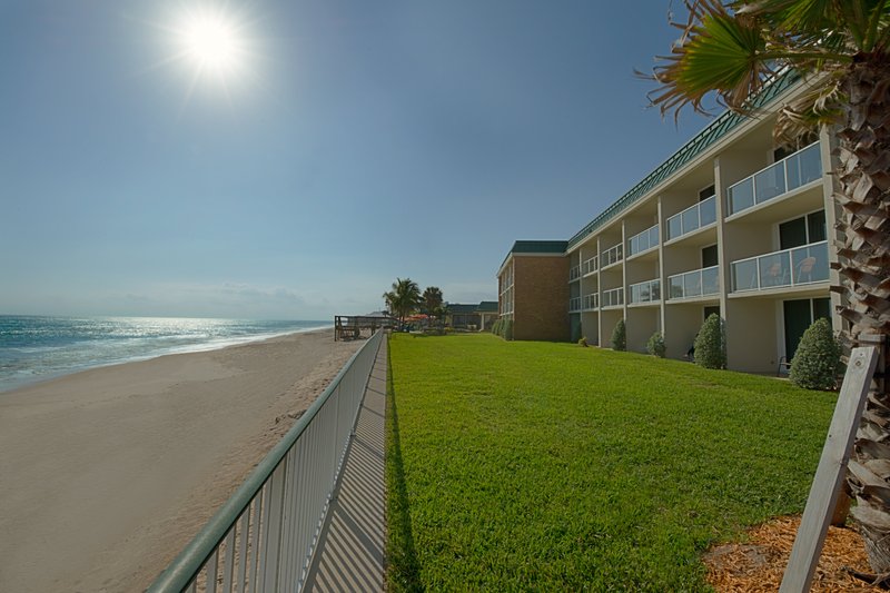 Holiday Inn Hotel & Suites VERO BEACH-OCEANSIDE - Sebastian, FL