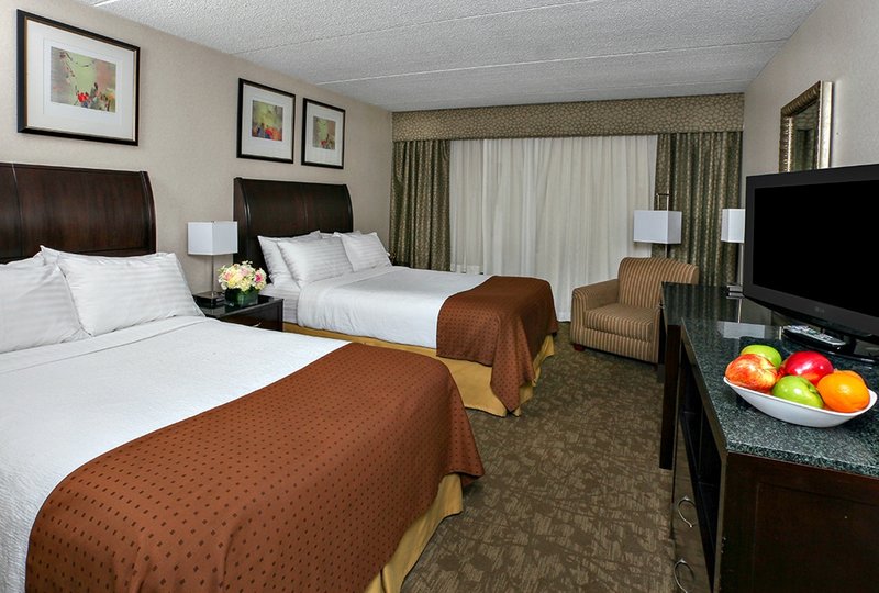 Holiday Inn Westbury-Long Island - Williston Park, NY