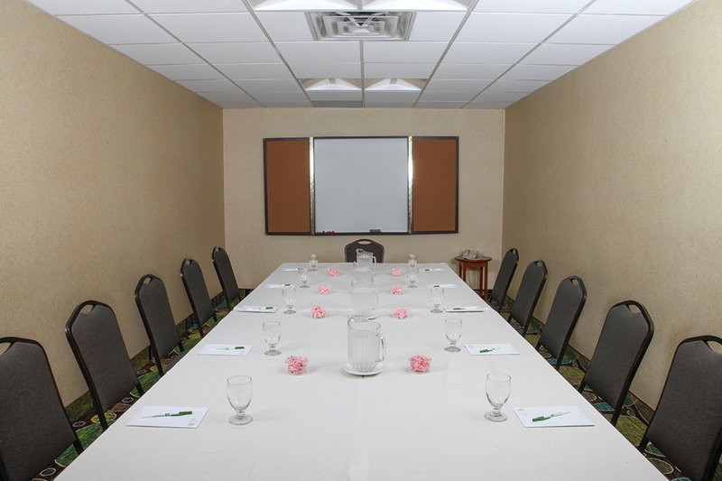 Holiday Inn Westbury-Long Island - Williston Park, NY