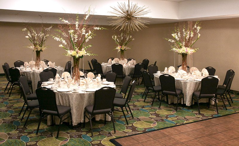Holiday Inn Westbury-Long Island - Williston Park, NY
