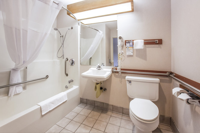 Quality Inn - Cottage Grove, OR