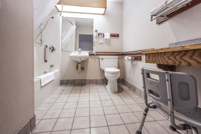Quality Inn - Cottage Grove, OR