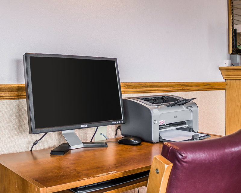 Econo Lodge - Escanaba, MI