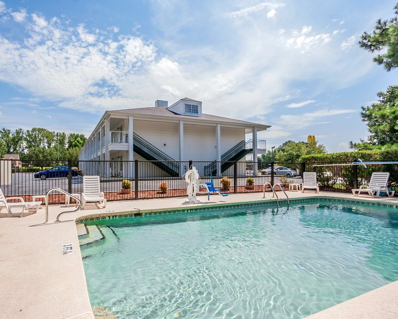 Quality Inn - Arab, AL