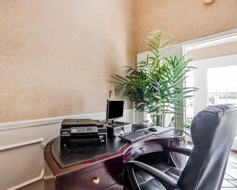 Quality Inn - Arab, AL