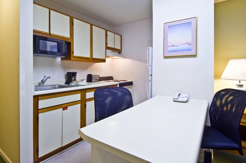 Extended Stay America - Vernon Hills, IL