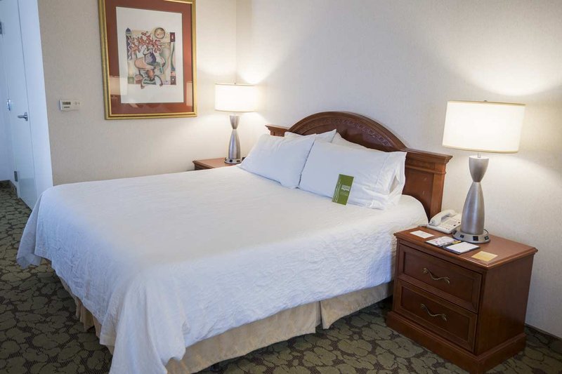 Hilton Garden Inn Redding - Redding, CA