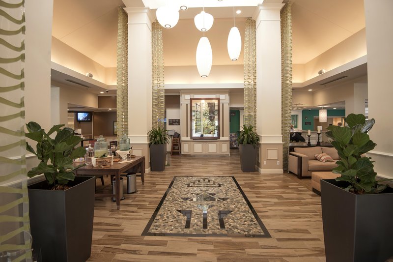 Hilton Garden Inn Redding - Redding, CA