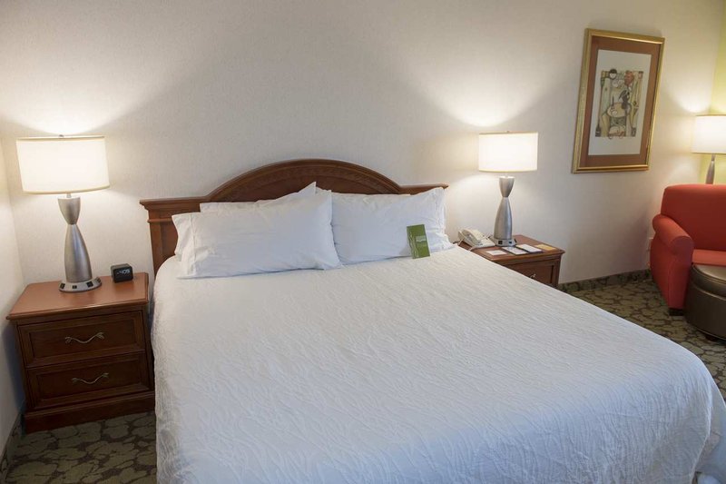 Hilton Garden Inn Redding - Redding, CA