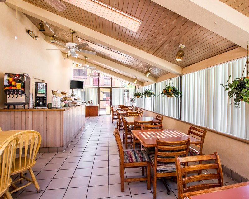 Quality Inn & Suites - Mesa, AZ