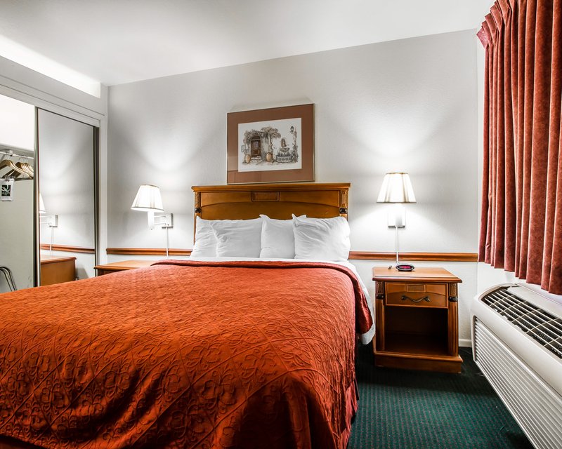 Quality Inn & Suites - Mesa, AZ