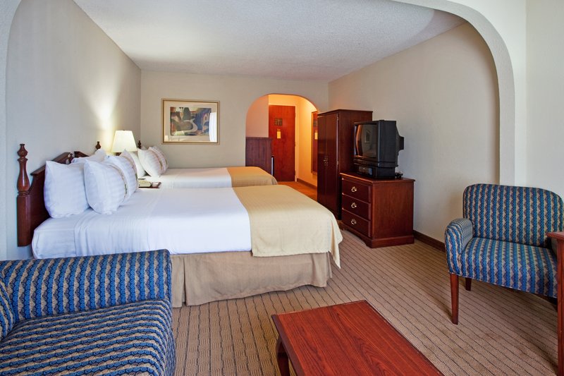 Holiday Inn Hotel & Suites Peachtree City - Peachtree City, GA