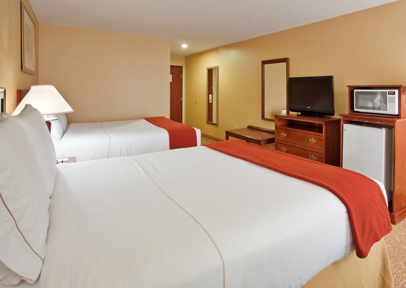 Holiday Inn Express Hotel & Suites Fenton - Fenton, MO