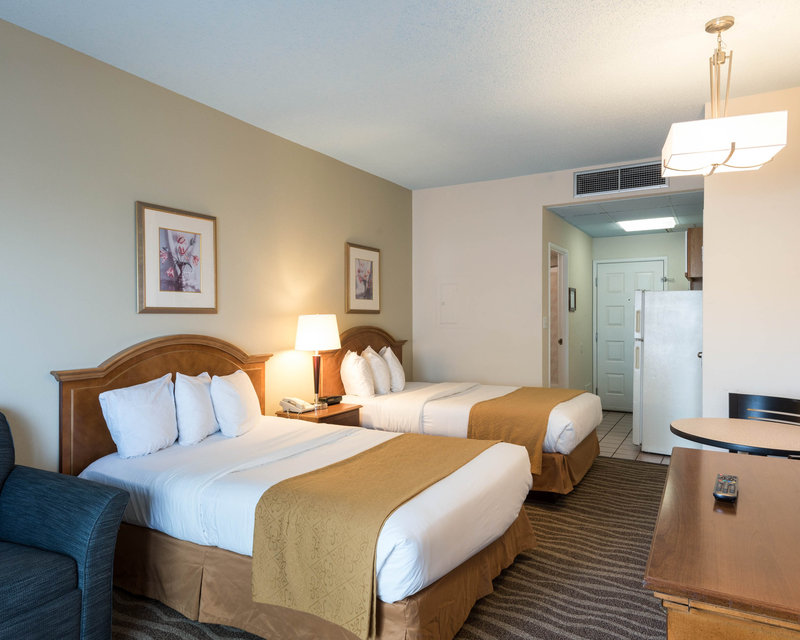 Quality Inn & Suites Beachfront - Ocean City, MD