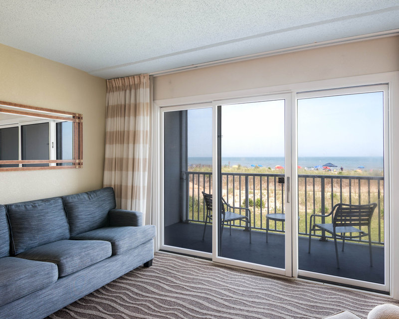 Quality Inn & Suites Beachfront - Ocean City, MD