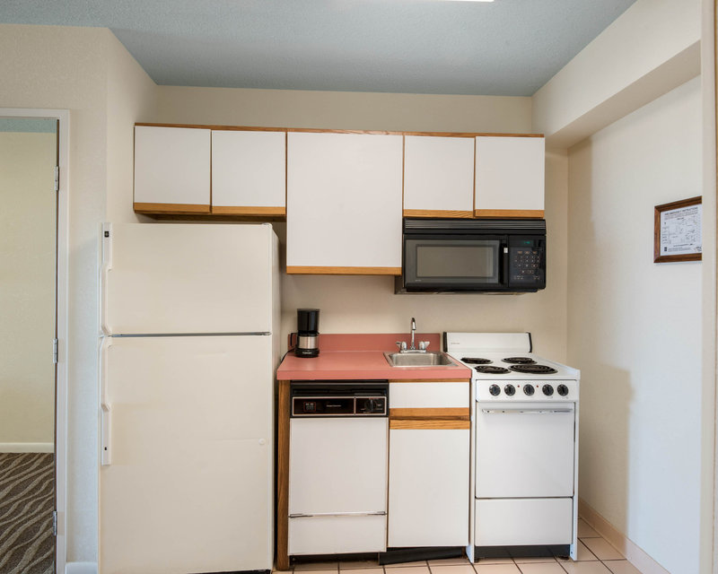 Quality Inn & Suites Beachfront - Ocean City, MD