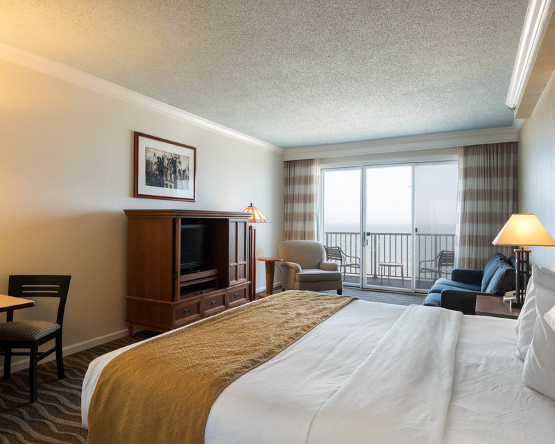 Quality Inn & Suites Beachfront - Ocean City, MD