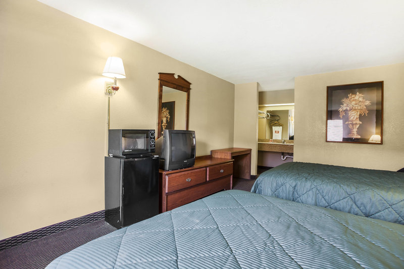Econo Lodge Inn & Suites - Hamilton, AL