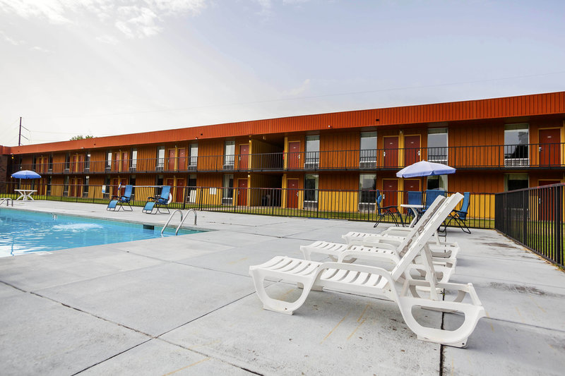 Econo Lodge Inn & Suites - Hamilton, AL