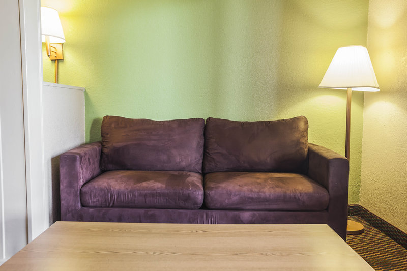 Econo Lodge Inn & Suites - Hamilton, AL