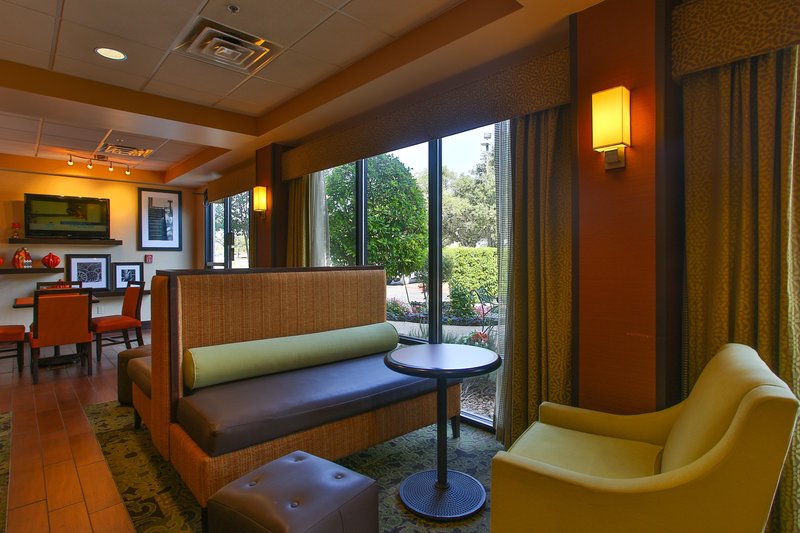 Hampton Inn San Antonio Northwoods - San Antonio, TX