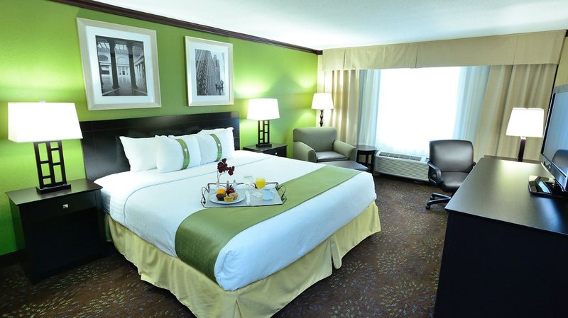 Holiday Inn CHICAGO OAKBROOK - Villa Park, IL