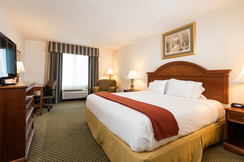 Holiday Inn Express & Suites WALTERBORO I-95 - Walterboro, SC