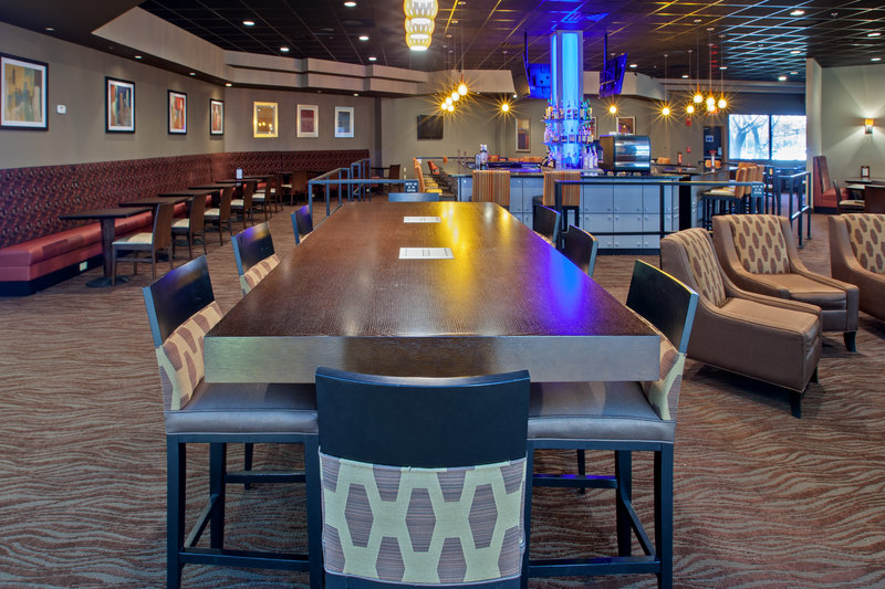 Holiday Inn EVANSVILLE AIRPORT - Evansville, IN