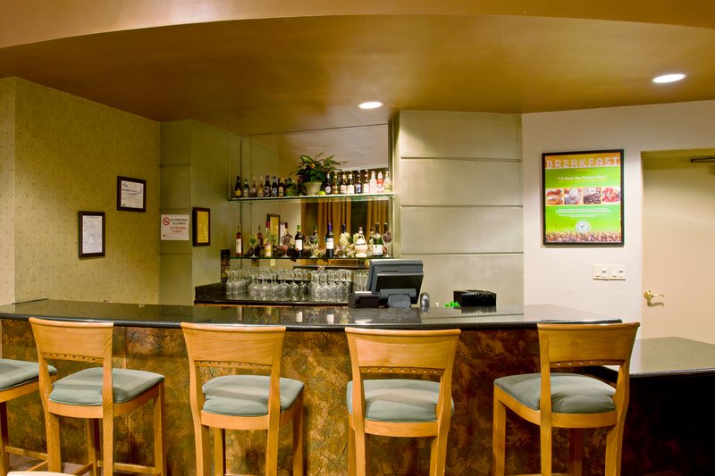 Holiday Inn Long Beach Downtown - Long Beach, CA