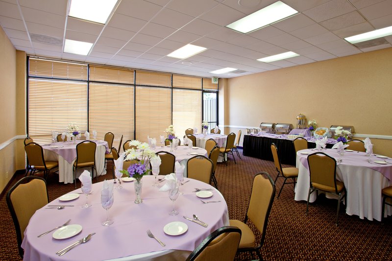 Holiday Inn Long Beach Downtown - Long Beach, CA