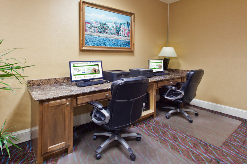Holiday Inn CHARLESTON-RIVERVIEW - Charleston, SC