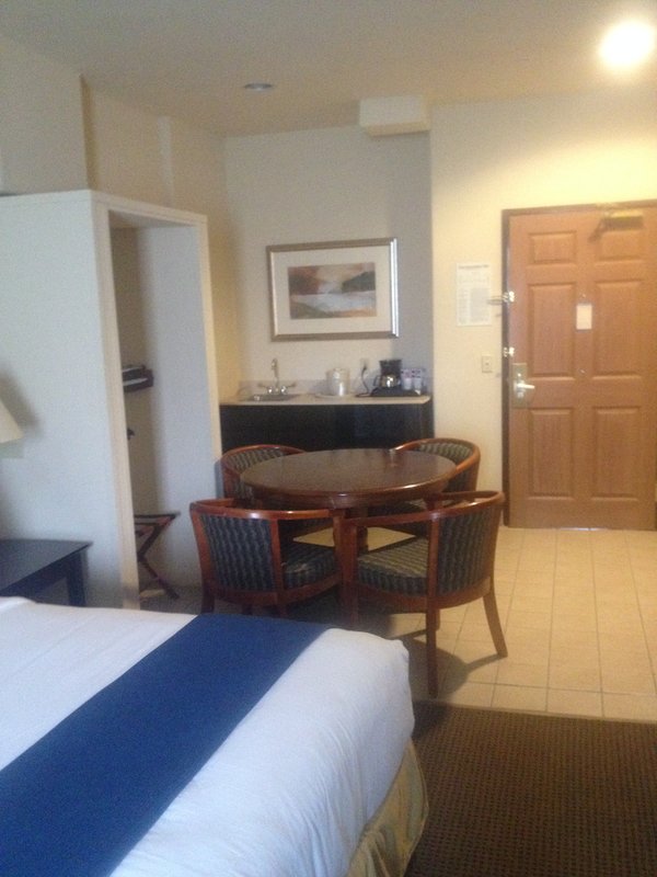 Holiday Inn Express OWASSO - Schaumburg, IL