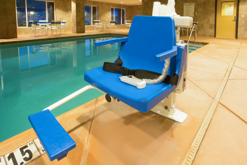 Holiday Inn Express YREKA-SHASTA AREA - Shasta Lake, CA