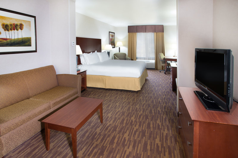 Holiday Inn Express YREKA-SHASTA AREA - Shasta Lake, CA