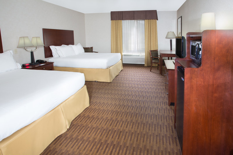 Holiday Inn Express YREKA-SHASTA AREA - Shasta Lake, CA